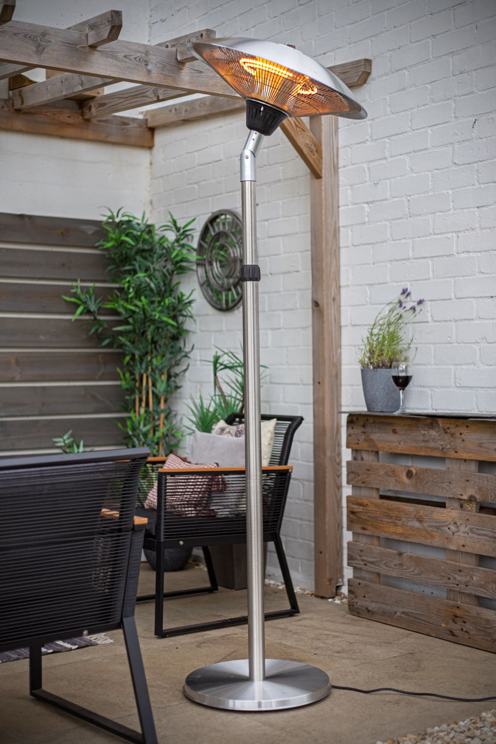 Outdoor Heating La Hacienda Standing Quartz Patio Heater