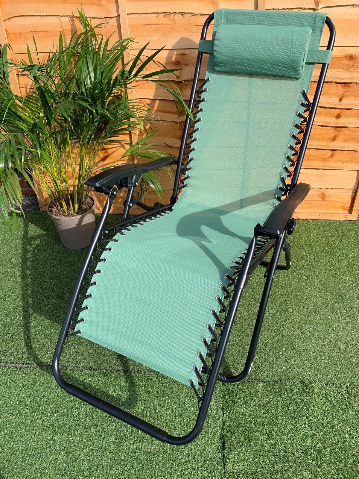 Supa Zero Gravity Chair in Mint – Coletta Tyson Garden Centre